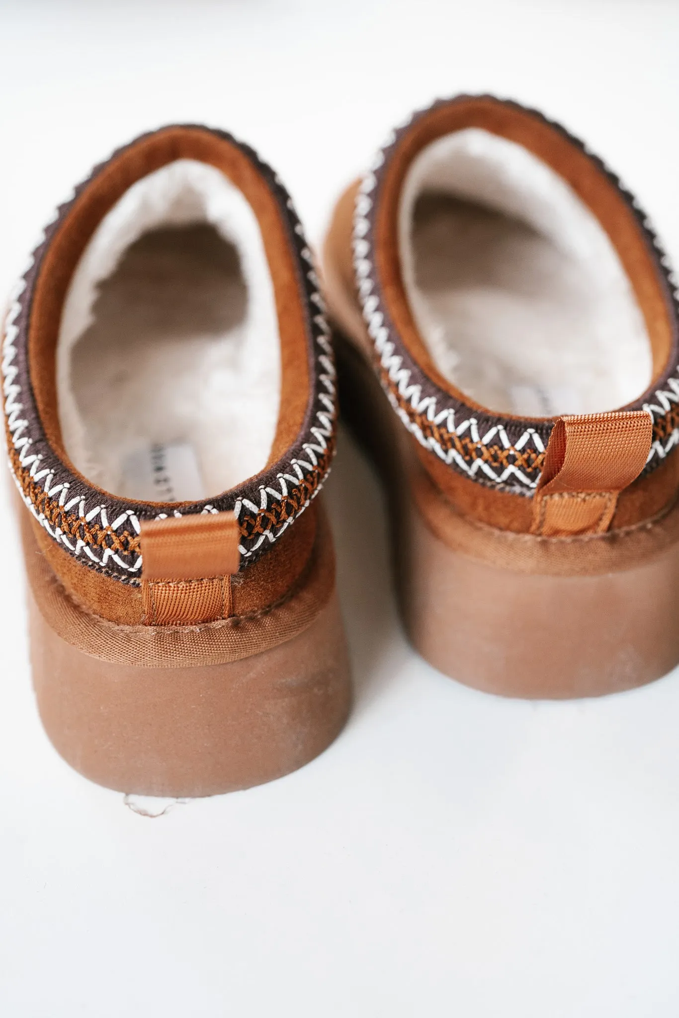 Hardy Slipper - Chestnut