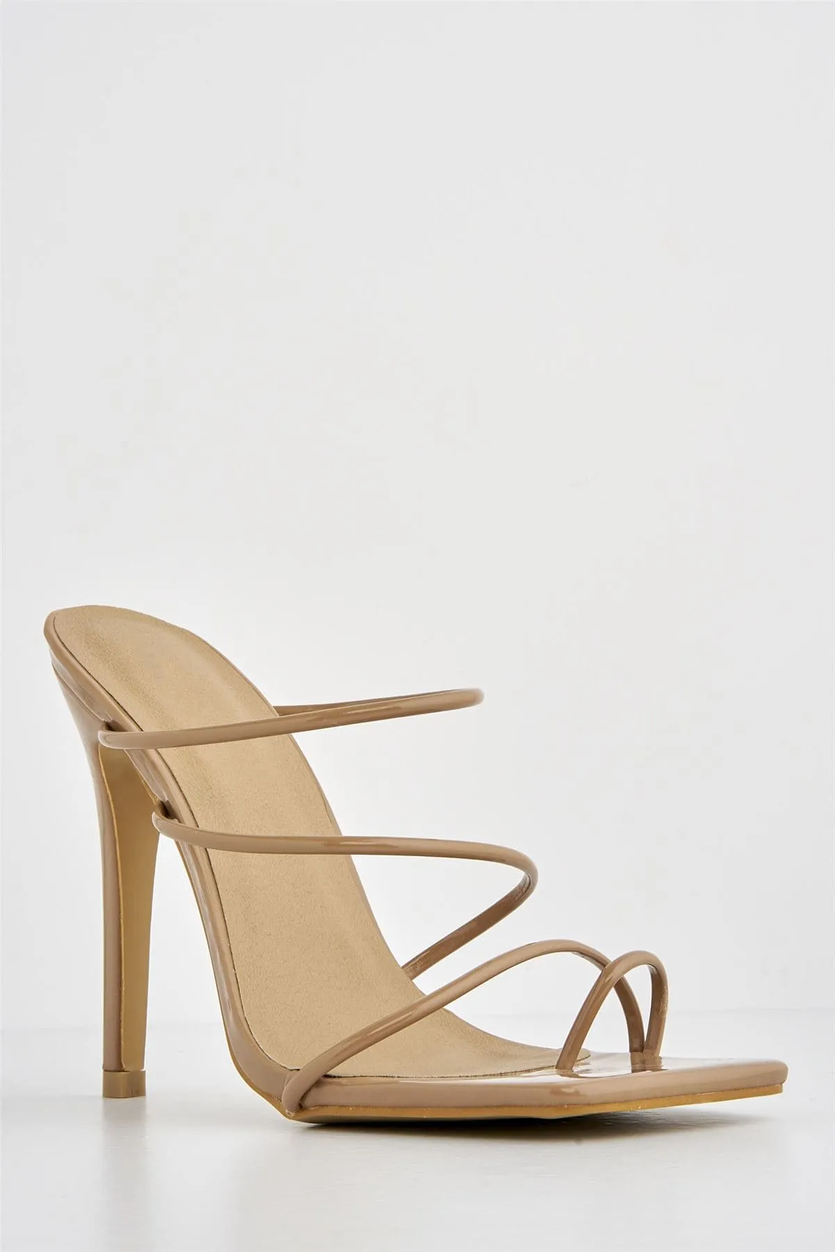 Miracles Toe Ring Strappy Mule in Mocha