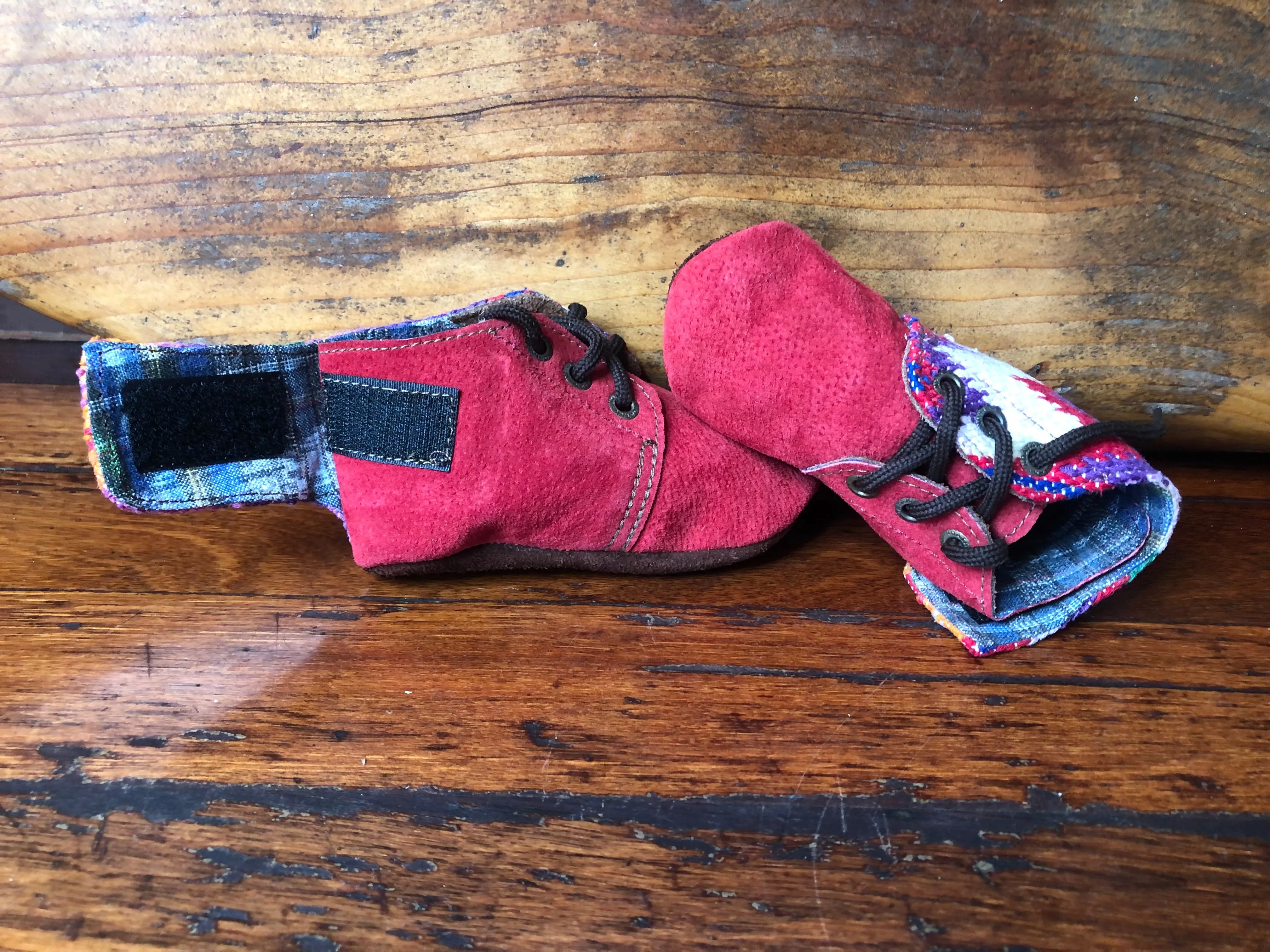 Size 23 Baby Moccasins - Hot Pink with Zigzag